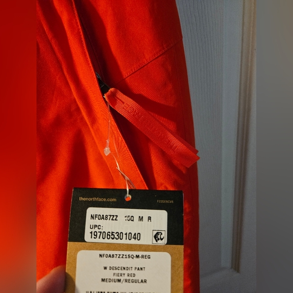 The North Face Women’s Descendit Pants: FIERY RED: NEW WITH TAGS: SIZE M - Picture 5 of 9